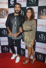 Kishwar Merchant, Suyyash Rai at the launch of Kasino Bar and Launch of Meet Bros song Love Me on 6th Aug 2018 (114)_5b6944ad73ccd.JPG