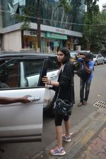 Khushi Kapoor spotted at bandra on 11th Aug 2018 (5)_5b712d2a7b3a1.JPG