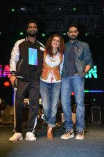 Vicky Kaushal, Taapsee Pannu, Abhishek Bachchan at Manmarziyaan Music Concert in NM College In Juhu on 19th Aug 2018 (11)_5b7a746bd32ea.jpg