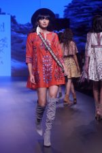 Model walk the ramp for  ritu kumar at Lakme Fashion Week on 26th Aug 2018 (36)_5b83cf8c3682e.JPG