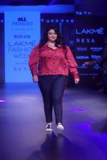 Model walk the ramp for Narendra Kumar at Lakme Fashion Week on 26th Aug 2018 (52)_5b83d05a98abe.JPG