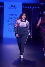 Model walk the ramp for Narendra Kumar at Lakme Fashion Week on 26th Aug 2018 (9)_5b83cfe86383e.JPG