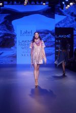 Model walk the ramp for ritu kumar at Lakme Fashion Week on 26th Aug 2018 (11)_5b83d11da53b2.JPG