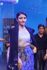 Soha Ali Khan at KANIKA GOYAL SHANTI POOCHKI SHOW at Lakme Fashion Show on 25th Aug 2018JPG (1)_5b83a25a33fad.JPG