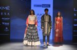 at Vineet Rahul Show at Lakme Fashion Week on 26th Aug 2018 (30)_5b83c44dac674.JPG