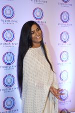 Poonam Pandey at the Launch of Studio five elements in Hyatt Regency in andheri on 31st Aug 2018 (20)_5b8cdd412db14.jpg