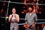 Shahid Kapoor, Shraddha Kapoor at the promotion of film Batti Gul Meter Chalu on the sets of Indian Idol at Yashraj in andheri on 11th Sept 2018 (33)_5b98c0ac39981.jpg