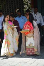 Ganpati celebrations at Arpita Khan_s home in khar on 13th Sept 2018 (19)_5b9b5640c7489.JPG