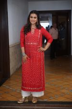 Kajol during the promotions of film Helicopter Eela in Sun n Sand, juhu on 19th Sept 2018 (2)_5ba87e24374f6.JPG