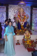 Niharica Raizada Visited Andheri Cha Raja to Receive Bappa_s blessing for her upcoming Project on 20th Sept 2018 (87)_5ba88d59c1f3e.JPG