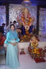 Niharica Raizada Visited Andheri Cha Raja to Receive Bappa_s blessing for her upcoming Project on 20th Sept 2018 (91)_5ba88d63a286e.JPG