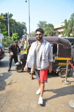 Kunal Rawal Spotted At Bastian Bandra on 23rd Sept 2018 (2)_5ba9e29976941.jpg