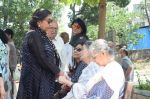 Shabana Azmi at Kalpana Lajmi Funeral At Oshiwara Crematorium In Mumbai on 23rd Sept 2018 (132)_5ba9d3b90adf6.JPG