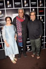 Rekha Bharadwaj, Ashish Vidyarthi, Vishal Bharadwaj at Royal Stag Barelle select screening of short film Kahanibaaz at The View in andheri on 25th Sept 2018 (9)_5bab32bf8b826.jpg