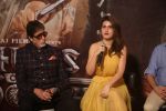 Amitabh Bachchan, Fatima Sana Shaikh at the Trailer launch of film Thugs of Hindustan at Imax Wadala on 27th Sept 2018 (25)_5badcd0b42538.jpg