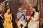 Katrina Kaif and Fatima Sana Shaikh, Vijay Krishna Acharya at the Trailer launch of film Thugs of Hindustan at Imax Wadala on 27th Sept 2018 (6)_5badcaf0b4455.jpg