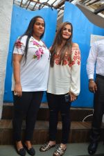 Arpita Khan, Alvira Khan at Neha Dhupia_s Baby Shower in Olive, Bandra on 30th Sept 2018 (63)_5bb1dbe671f5b.JPG