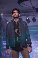 Model at the Launch of Mufti Autumn Winter_18 Collection Along with Fashion Show on 30th Sept 2018 (72)_5bb1ca58d63c6.JPG