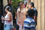 Dia Mirza Spotted at Juhu on 7th Oct 2018 (2)_5bbaf7d27026a.JPG