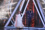 Arjun Kapoor & Parineeti Chopra on Indian Idol set at Yashraj studio in andheri on 8th Oct 2018 (28)_5bbefe66accfc.jpg
