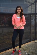 Shilpa Shetty at the sketchers walkathon in bkc on 7th Oct 2018 (18)_5bbef9c905c1f.JPG