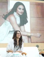 Sonakshi Sinha at the 9th anniversary celebration of Palladium lower parel on 9th Oct 2018 (21)_5bbf0442a1154.jpg