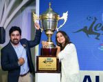 Sonakshi Sinha, Rannvijay Singh at the launch of india_s largest corporate football tournament Legends Cup in Tote racecourse on 9th Oct 2018 (21)_5bbf047c5773d.jpg