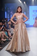 Model walk the ramp at Bombay Times Fashion Week (BTFW) 2018 Day 2 for Ashfaque Ahmad Show on 16th Oct 2018  (8)_5bc6db6e07a35.jpg