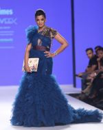 Mugdha Godse Walk The Ramp At Bombay Times Fashion Week on 15th Oct 2018 (21)_5bc6db04b531c.jpg