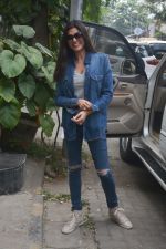 Sushmita Sen Spotted At Bandra on 17th Oct 2018 (3)_5bc8488a97164.jpg