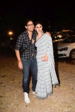 Mouni Roy, Ayan Mukherjee At The North Bombay Sarbhojanik Durga Puja In Vile Parle on 18thOct 2018 (17)_5bc97df7f3adb.jpg