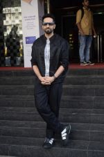 Ayushmann Khurrana at the promotion of film Badhaai Ho in Pvr Ecx In Andheri on 19th Oct 2018 (48)_5bcd8323a1a3c.JPG