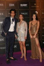 Alanna Panday, Deanne Pandey, Ahaan Panday at The Vogue Women Of The Year Awards 2018 on 27th Oct 2018 (278)_5bd6d06b66c97.JPG