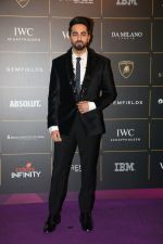 Ayushmann Khurrana at The Vogue Women Of The Year Awards 2018 on 27th Oct 2018 (337)_5bd6d18447aef.JPG