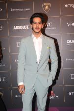 Ishaan Khattar at The Vogue Women Of The Year Awards 2018 on 27th Oct 2018 (164)_5bd6d346ec750.JPG