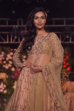 Model Walk The Ramp at The Wedding Junction Show on 27th Oct 2018 (35)_5bd6bd86e4009.JPG