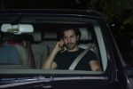 Varun Dhawan spotted at Maddock films office in bandra on 30th Oct 2018 (4)_5bd9539f9023e.JPG