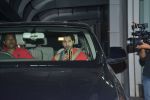 Varun Dhawan spotted at gym in Khar on 29th Oct 2018 (8)_5bd94cd7bbe83.JPG