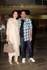 Kangana Ranaut spotted at producer Kamal Jain_s office in juhu on 31st Oct 2018 (7)_5bdaff3be0059.jpg