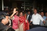  Deepika Padukone and Ranveer Singh return to mumbai on 18th Nov 2018 (13)_5bf2694712665.JPG