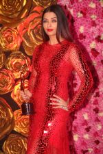 Aishwarta Rai Bachchan at the Red Carpet of Lux Golden Rose Awards 2018 on 18th Nov 2018 (75)_5bf3a5b822d91.jpg