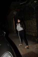 Janhvi Kapoor spotted at arjun Kapoor_s house in juhu on 19th Nov 2018 (12)_5bf3b7753a257.JPG