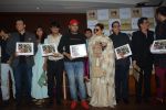 Rekha, Kapil Sharma , Vivek Oberoi, Shaan, Shiamak Dawar, Ramesh Taurani at the launch of Hand Painted Animal Calendar By Filmmaker Omung Kumar on 21st Nov 2018 (195)_5bf65f6cda5c0.JPG