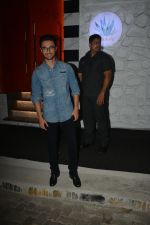 Aayush Sharma With Family Spotted At Sanchos In Bandra on 22nd Nov 2018 (7)_5bf7aa0316f76.JPG