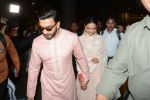 Ranveer Singh with his wife Deepika Padukone was spotted at International Airport, Andheri in Mumbai on 22nd Nov 2018 (1)_5bf7abea833b1.jpg