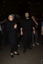 Goldie Behl with Sonali Bendre returns from USA after her treatment on 2nd Dec 2018 (7)_5c076d2532998.JPG