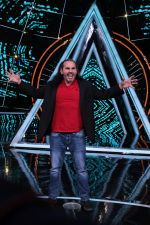 Matt Hardy at Indian Idol Session 10 for Shoot Special Episode on 5th Dec 2018 (103)_5c08d2a8ca191.JPG