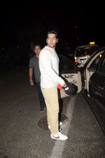 Rohit Dhawan With Wife Spotted At Soho House Juhu on 9th Dec 2018 (7)_5c0f6f4244936.JPG