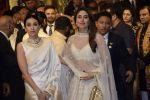 Kareena Kapoor, Karisma Kapoor at Isha Ambani and Anand Piramal_s wedding on 12th Dec 2018 (89)_5c1215ce548a6.JPG