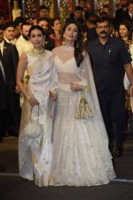 Kareena Kapoor, Karisma Kapoor at Isha Ambani and Anand Piramal_s wedding on 12th Dec 2018 (95)_5c1215d6016bb.JPG